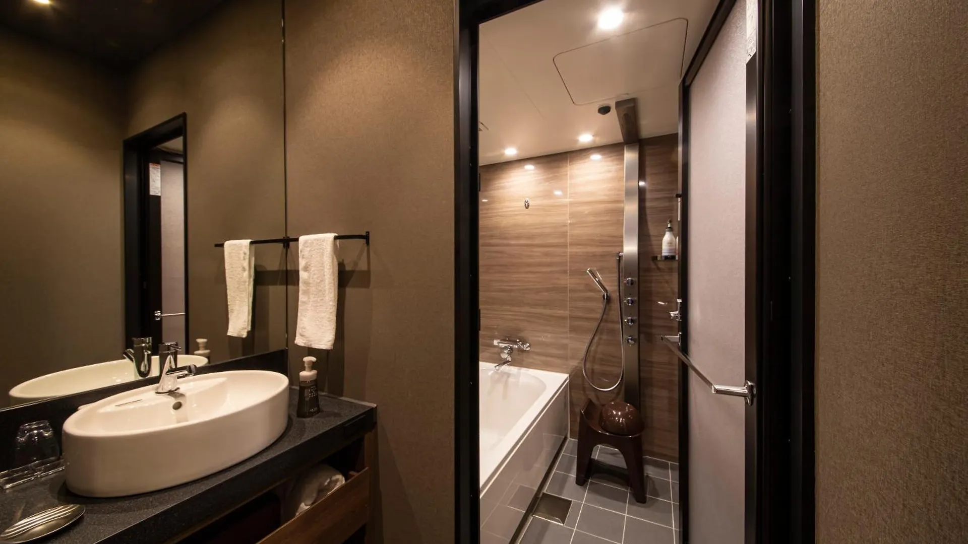 Hotel Keihan Tenmabashi Ekimae Osaka Japan