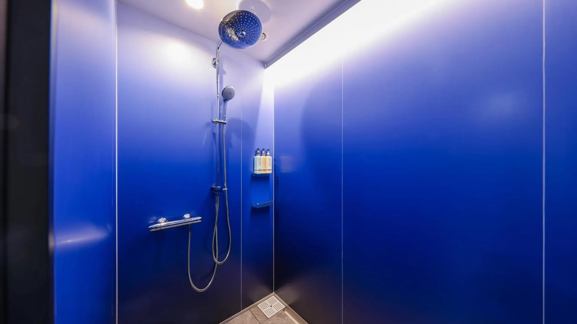 Hotel Keihan Tenmabashi Ekimae Osaka 4*,  Japonya